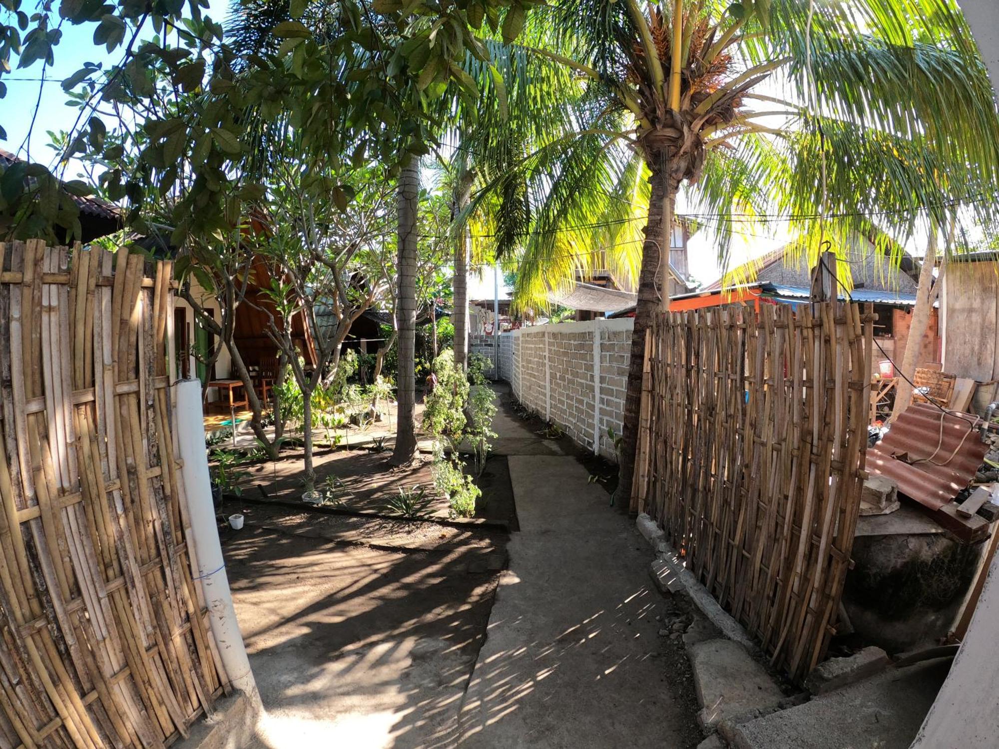 Solla_Homestay Gili Air Exterior photo