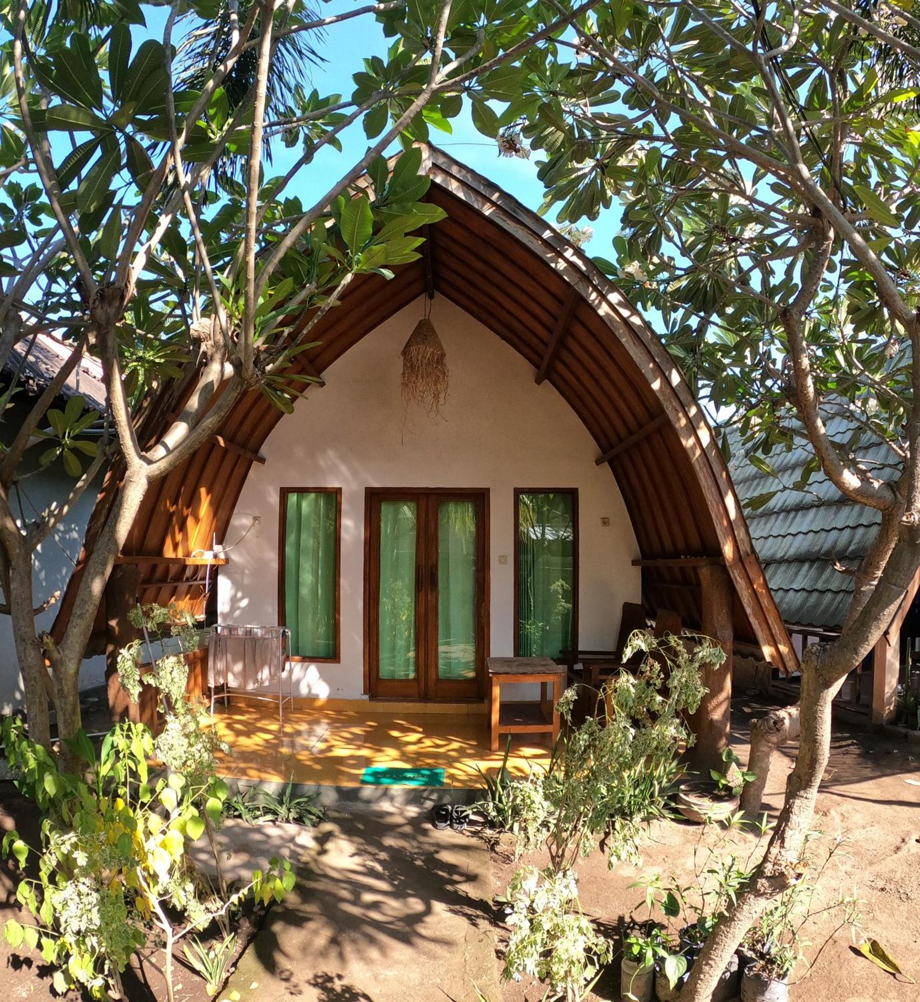 Solla_Homestay Gili Air Exterior photo